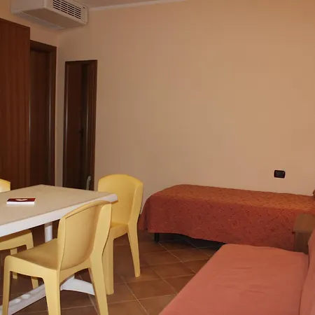Hotel Palace Corte Dei Tusci Апарт-отель Пунтоне-ди-Скарлино