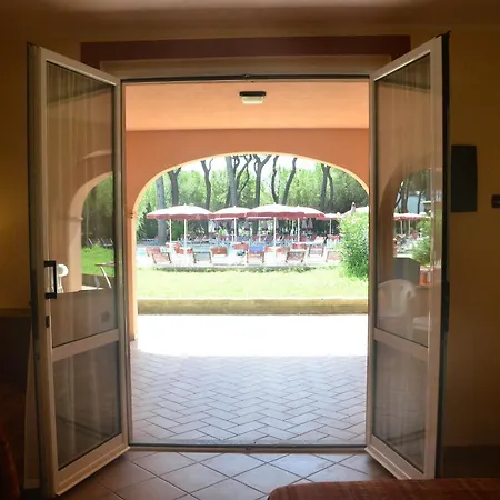 Hotel Palace Corte Dei Tusci Пунтоне-ди-Скарлино